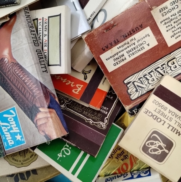 Lot Batch of 50 Vintage Matchbooks - Picture 2 of 6